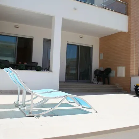 At35 Dulplex 2 Bed Branqueira, Appartement *